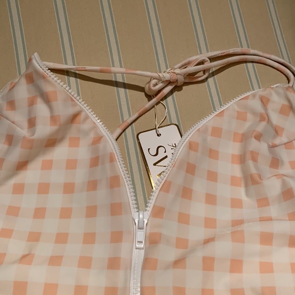 FOR LOVE & LEMONS ZIPPER FRONT SOFT PINK CHECK ONE PIECE SWIMSUIT SIZE SMALL - Picture 7 of 15